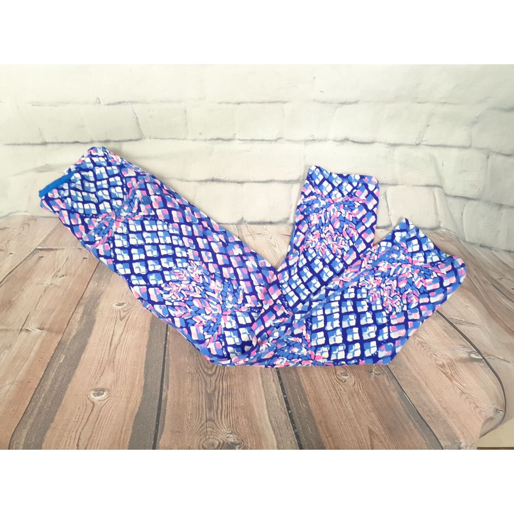 NEW Set Lilly Pulitzer Teegan Sports Bra & Cropped Pants. - Picture 6 of 11